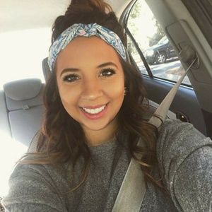 Meet your Posher, Brooke